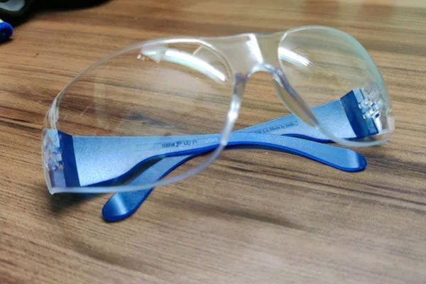 UD-71-Eye-Protection